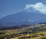 Типы, продукты вулканических извержений - это газы, выделяемые вулканами и лава